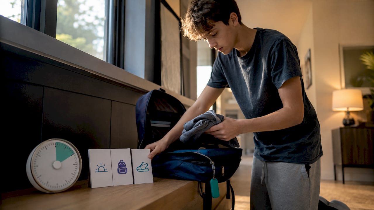Adolescente organizando su rutina diaria